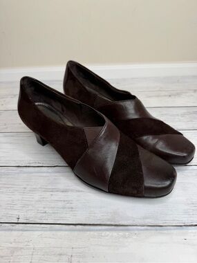 Aravon Dark Brown Low Block Heel Pumps
